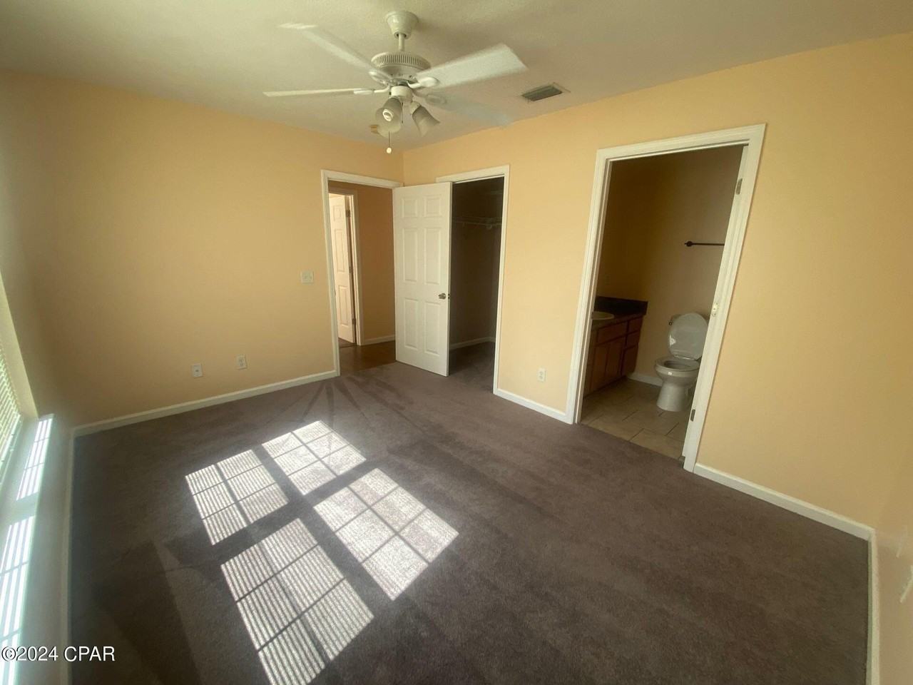 901 Huntington Dr - Photo 5 of 10