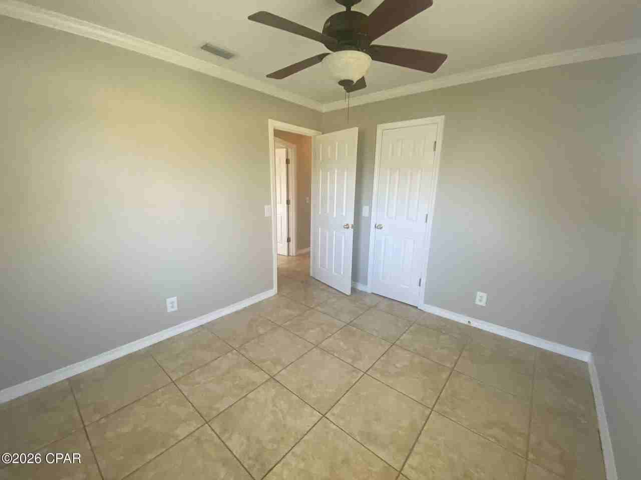2925 Selma Ave - Photo 5 of 15