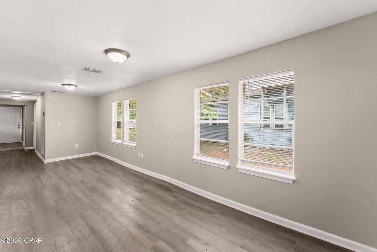 119 College Ave #7 - Photo 7 of 28