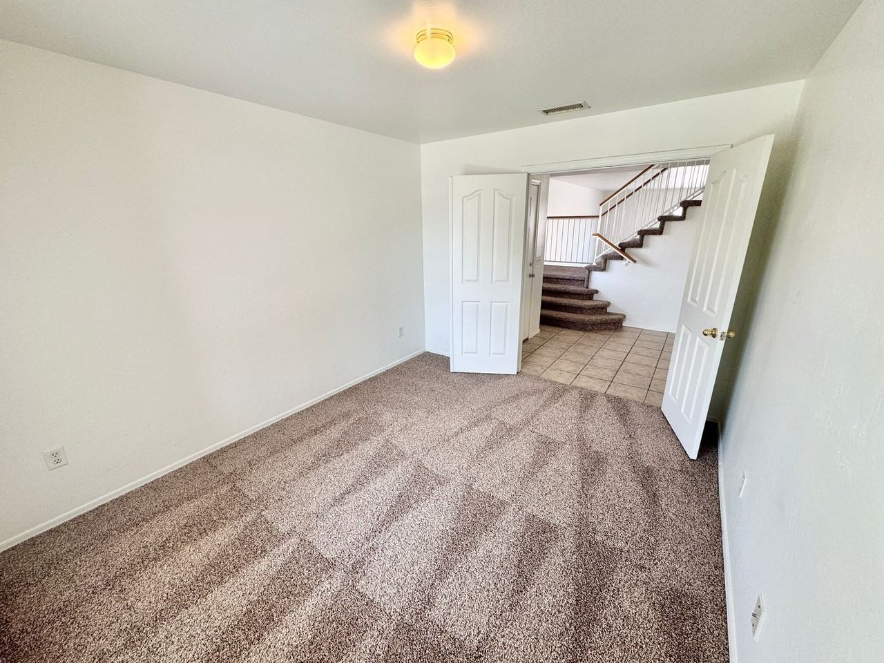 12214 W Apache St - Photo 7 of 44
