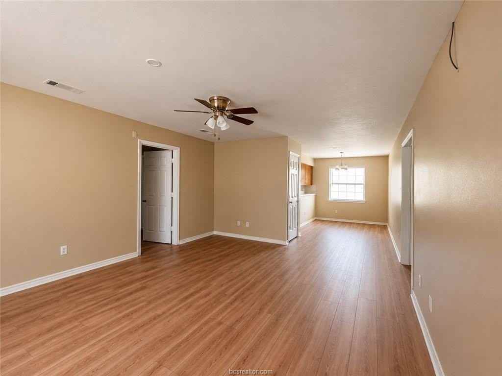 10525 Trails End - Photo 2 of 11