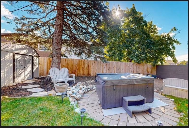 9410 S Quail Hollow Dr - Photo 2 of 22