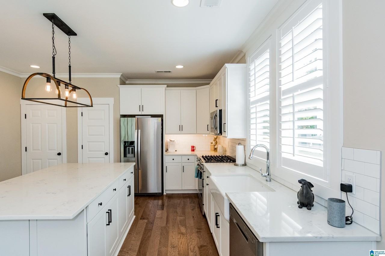 2315 Village Center St - Photo 6 of 22