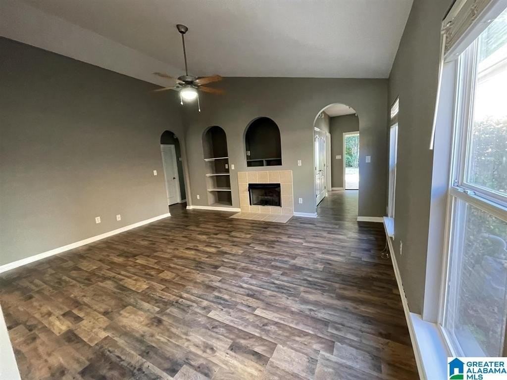 5237 Cottage Cir - Photo 3 of 10