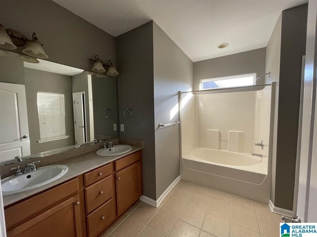 5237 Cottage Cir - Photo 7 of 10