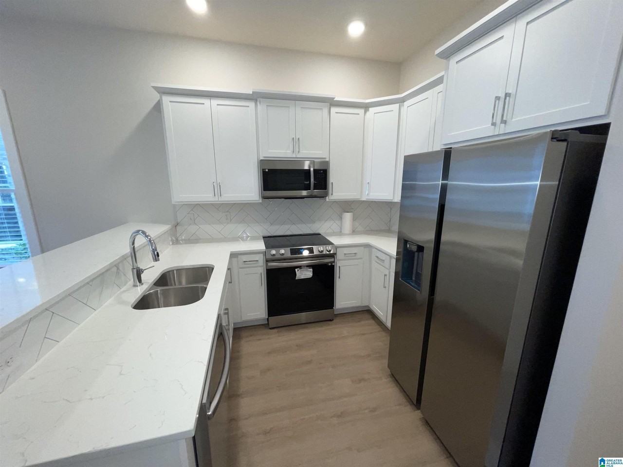 4838 Silas Ave - Photo 5 of 14