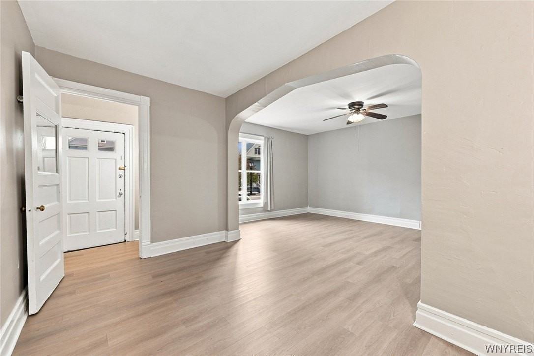 55 Vernon Pl - Photo 2 of 15