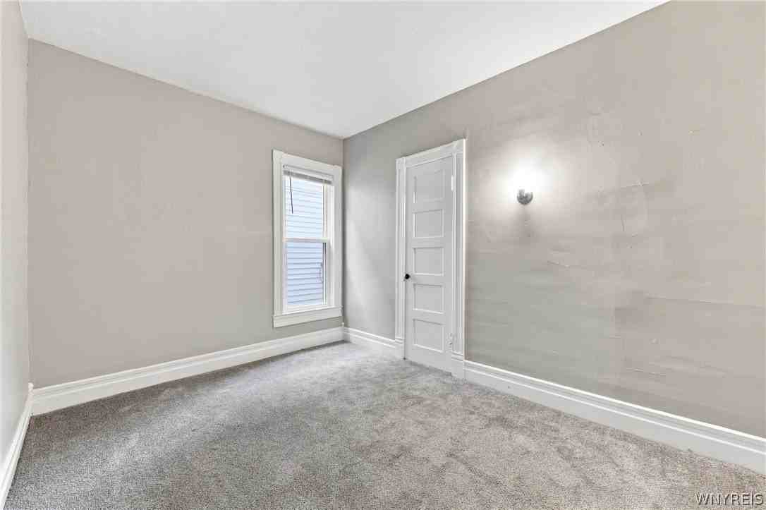 55 Vernon Pl - Photo 6 of 15