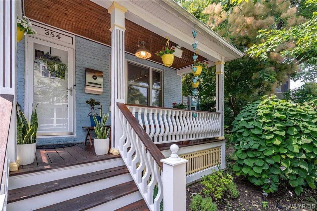 384 Summer St - Photo 4 of 48