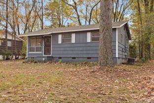 7325 Knollwood Rd - Photo 1 of 1