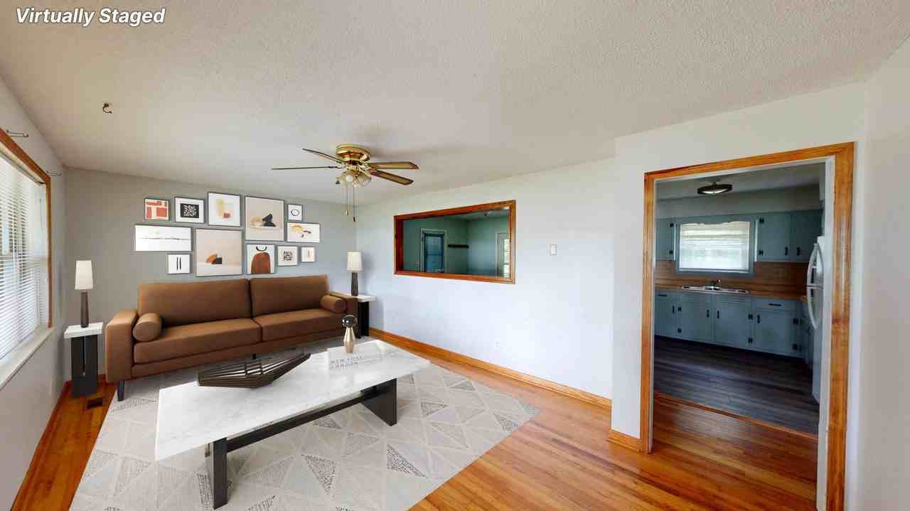 385 Bridge St - Photo 3 of 27