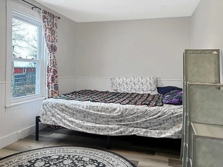 91 Franklin St - Photo 7 of 20
