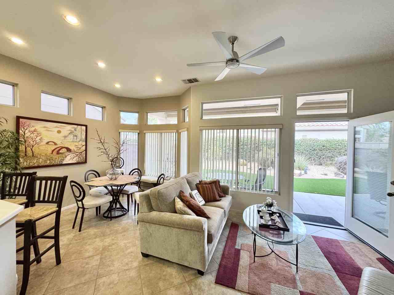 38517 Fallbrook Ave - Photo 6 of 30