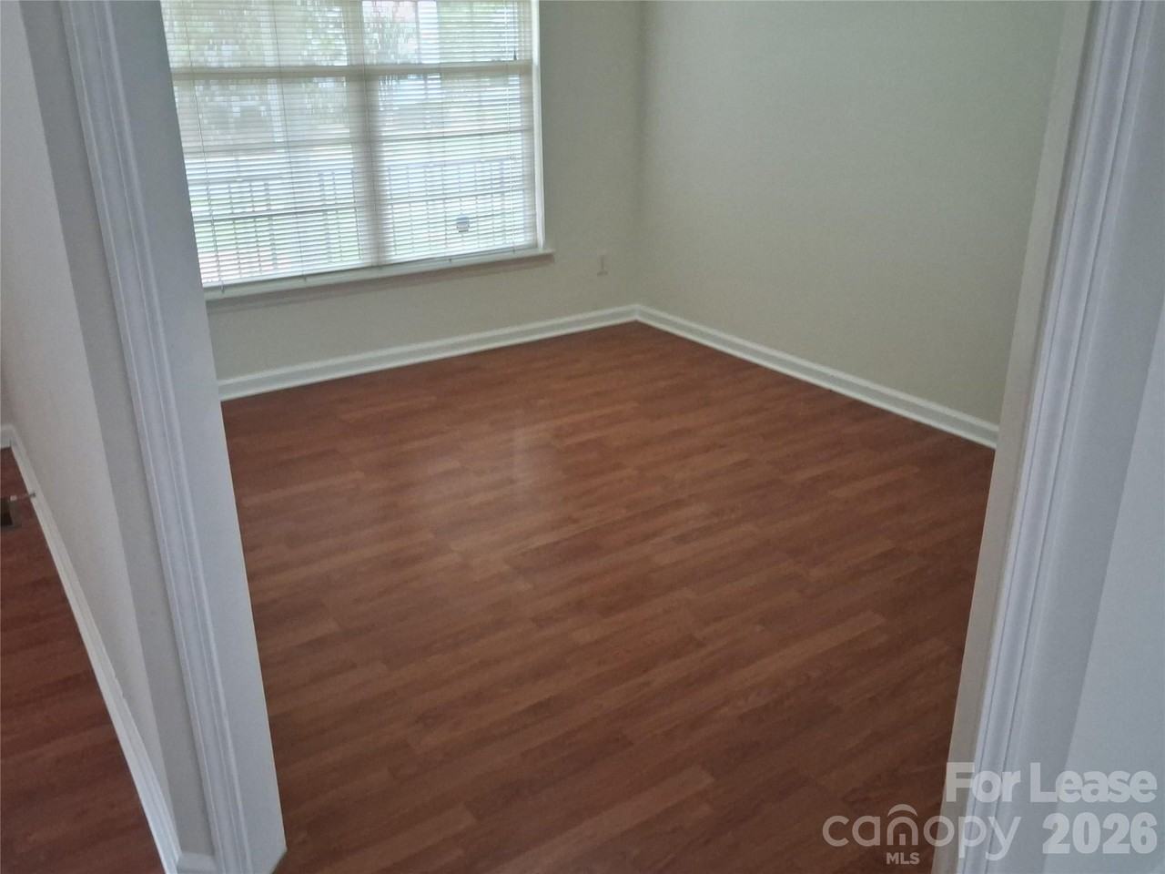 12029 Stone Forest Dr - Photo 4 of 31