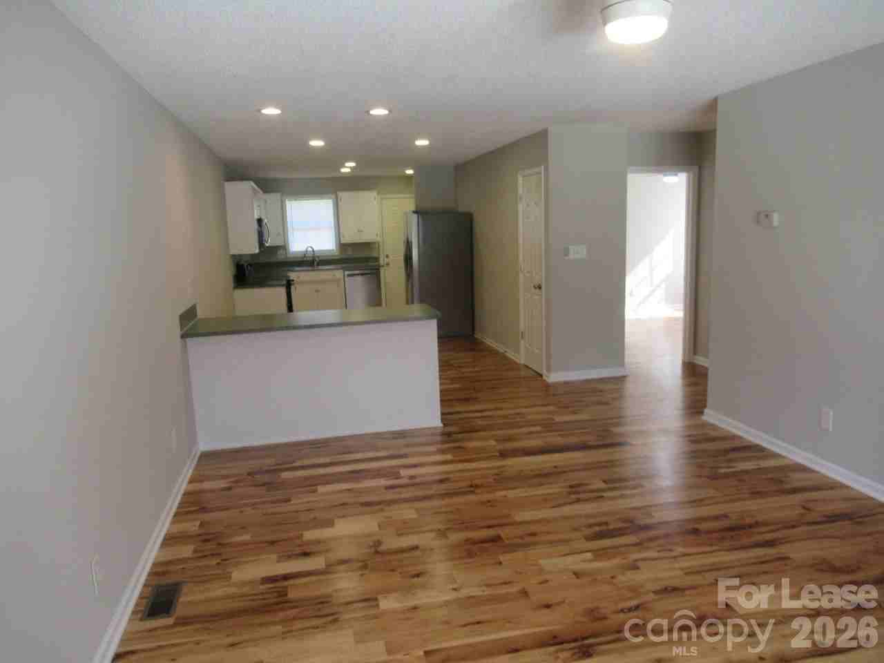 820 Horseshoe Lake Rd - Photo 4 of 22