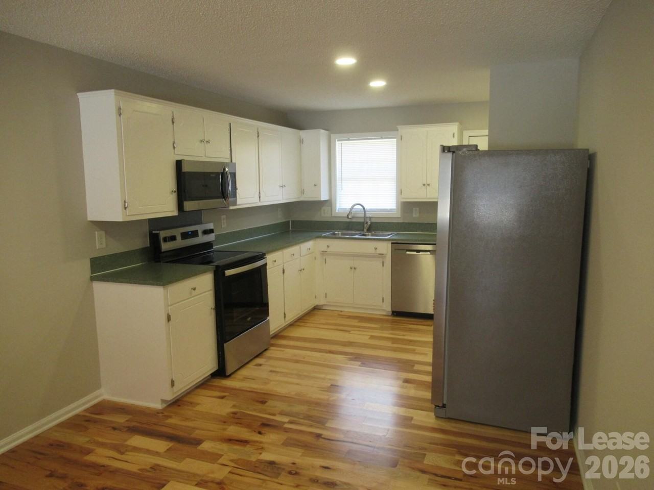 820 Horseshoe Lake Rd - Photo 6 of 22