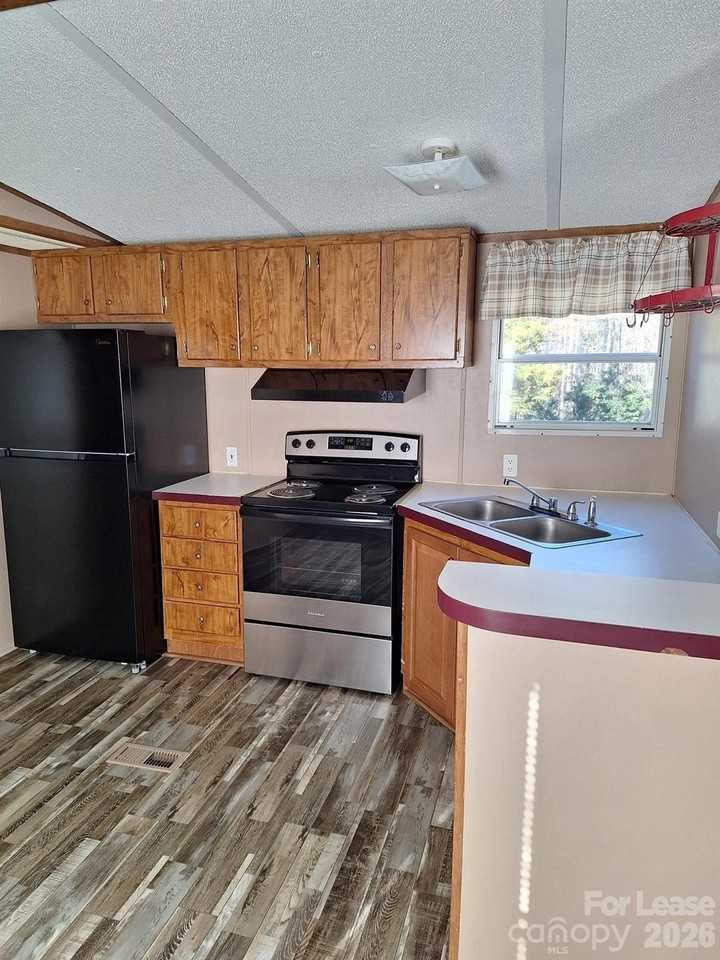 683 Loblolly Trl - Photo 3 of 14