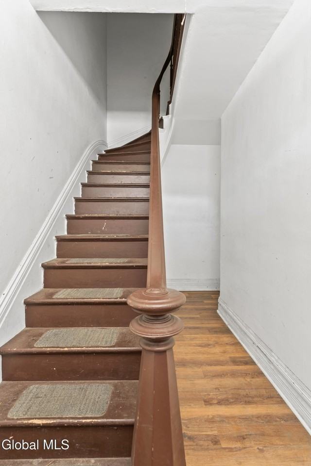 89 2nd Ave #1 - Photo 5 of 36