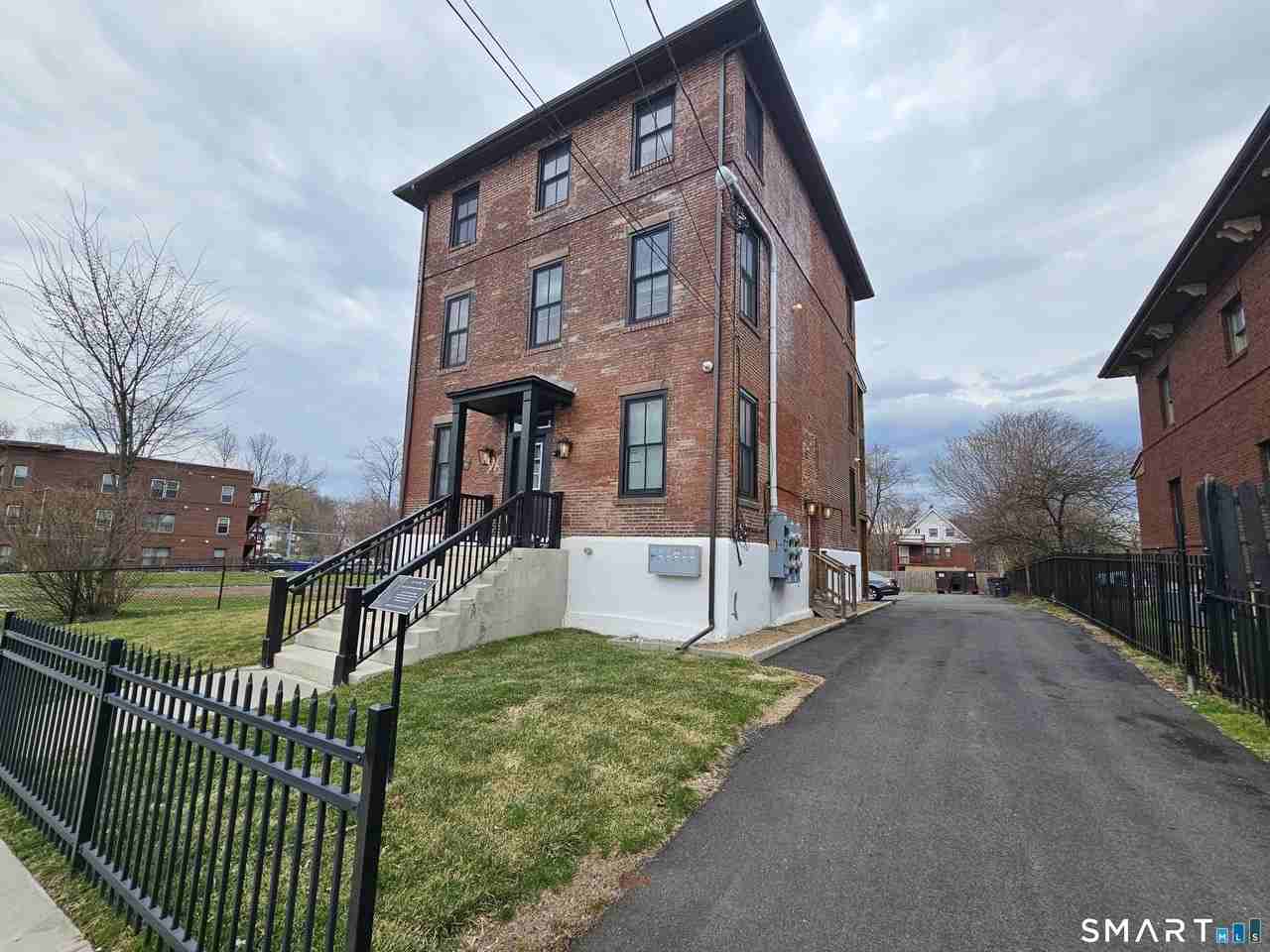 9496 Edwards St #3A - Photo 2 of 21