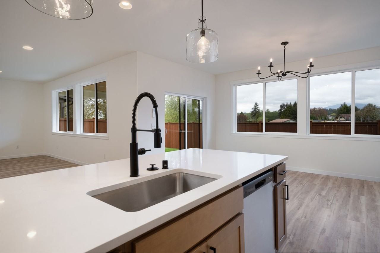 629 Bucko Ave - Photo 7 of 28
