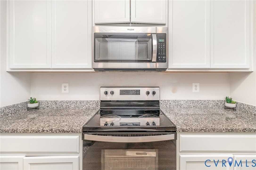 7903 Honeybee Ct - Photo 5 of 13