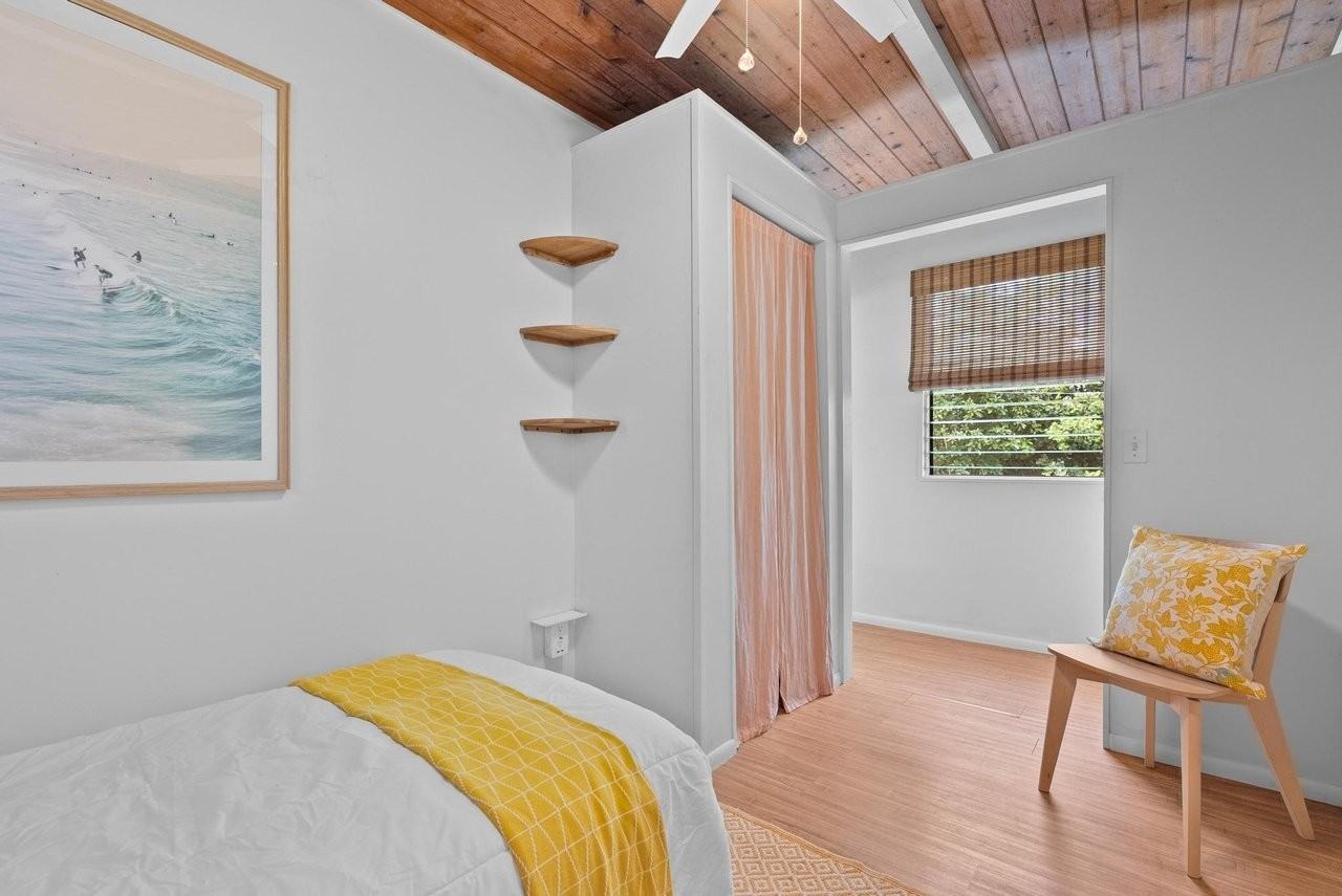 15-2036 30th Ave #C - Photo 3 of 6
