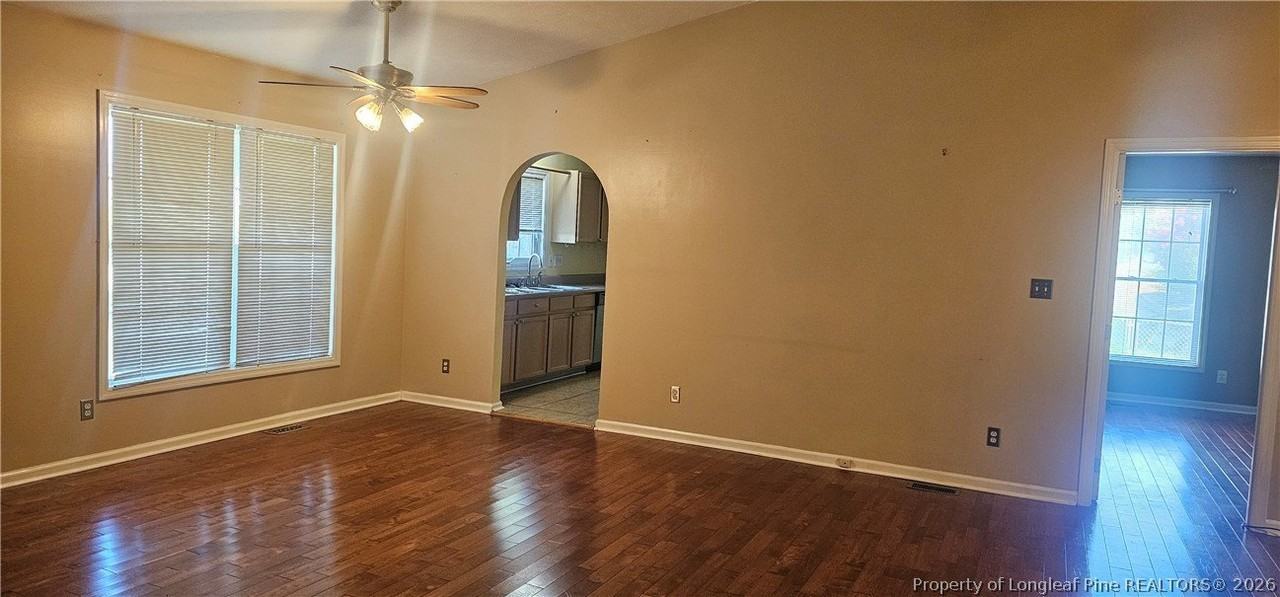 557 N Parker Church Rd - Photo 5 of 30