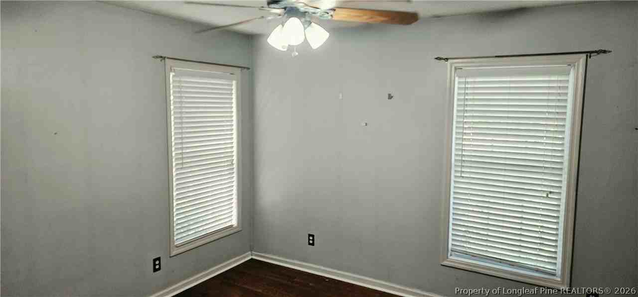 557 N Parker Church Rd - Photo 6 of 30