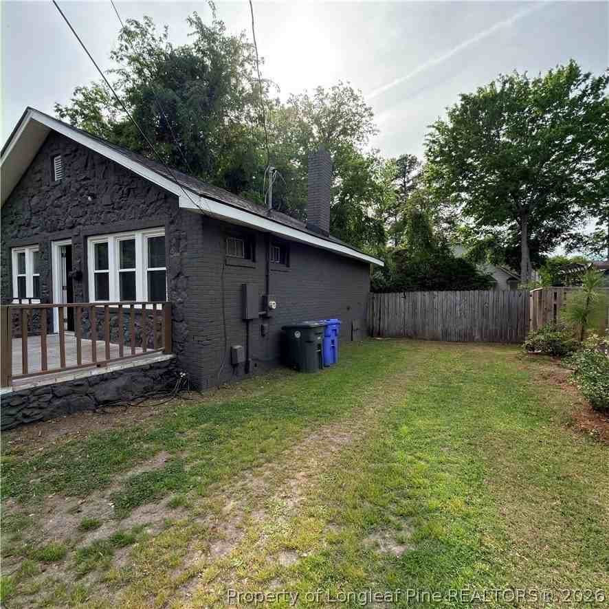 216 Sedberry St - Photo 3 of 24