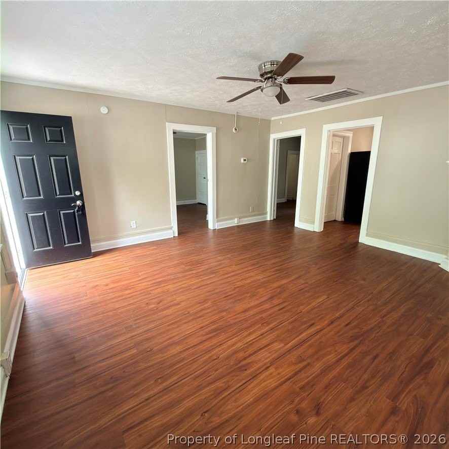 216 Sedberry St - Photo 5 of 24