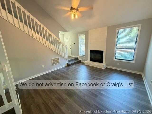 6469 Kelmscot Ct - Photo 3 of 14