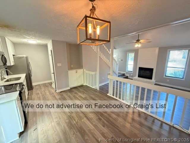 6469 Kelmscot Ct - Photo 4 of 14