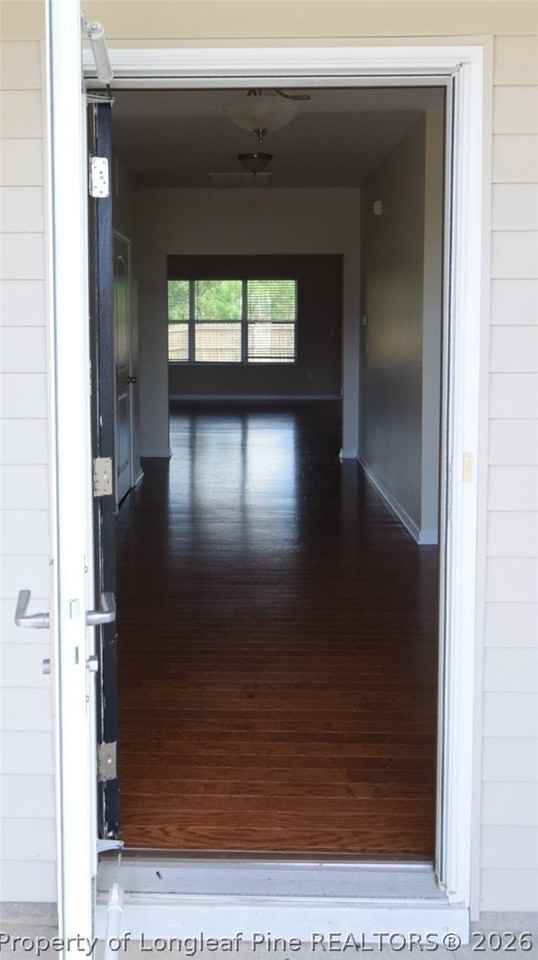 2541 Spinnaker Dr - Photo 2 of 20