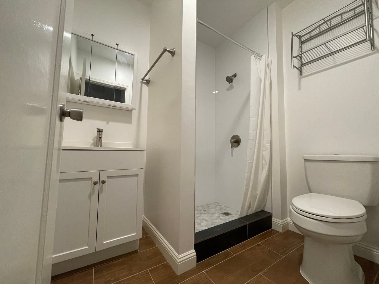 1001 Atherton St - Photo 6 of 11