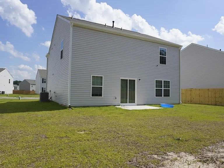 4025 Topsail Trl - Photo 2 of 10