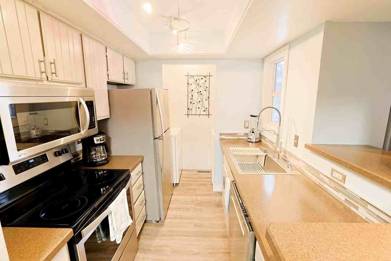 7302 Huntsmen Cir - Photo 4 of 9