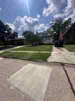 featured image of 5811 Belmere Dr