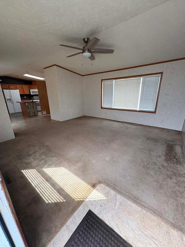 443 Valley View Ln #17 - Photo 4 of 12