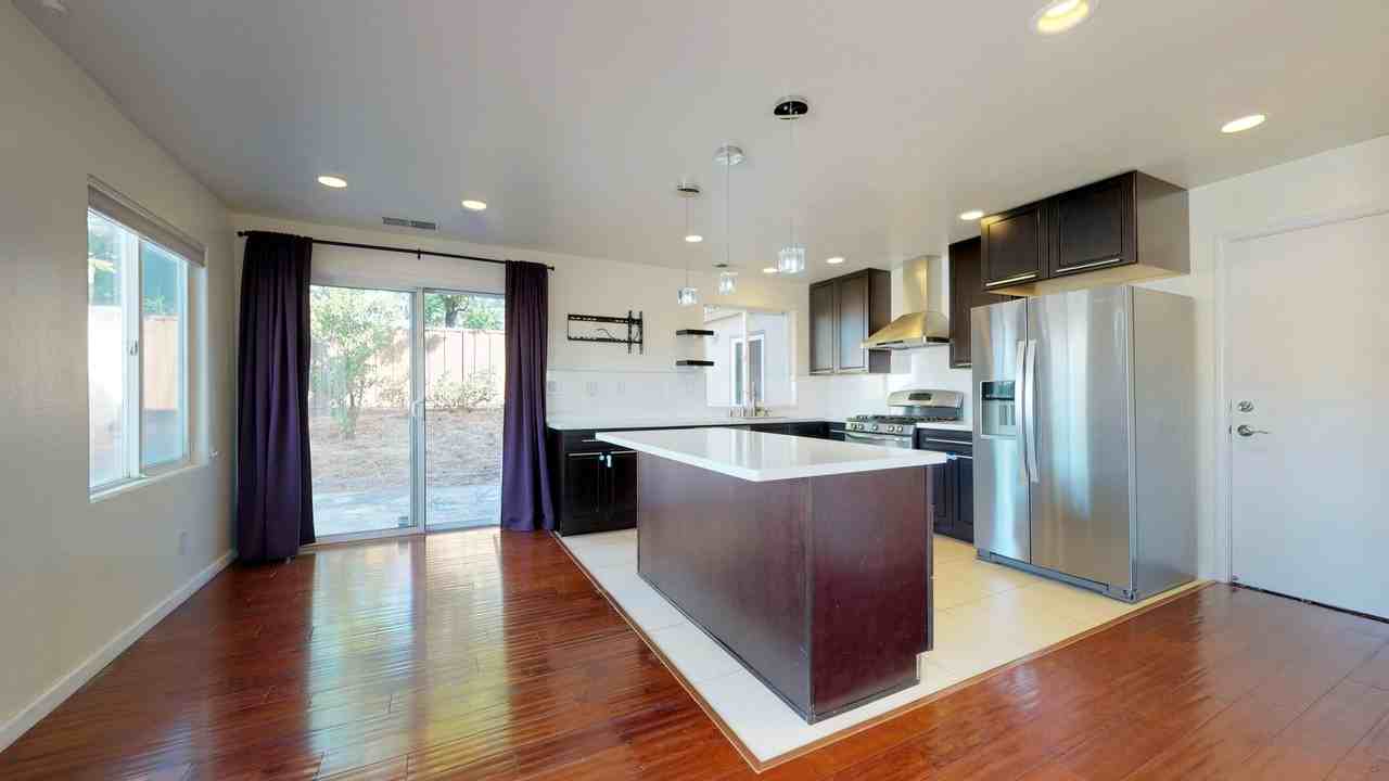 405 Birkhaven Pl - Photo 3 of 24