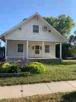 featured image of 215 Jackson Ave
