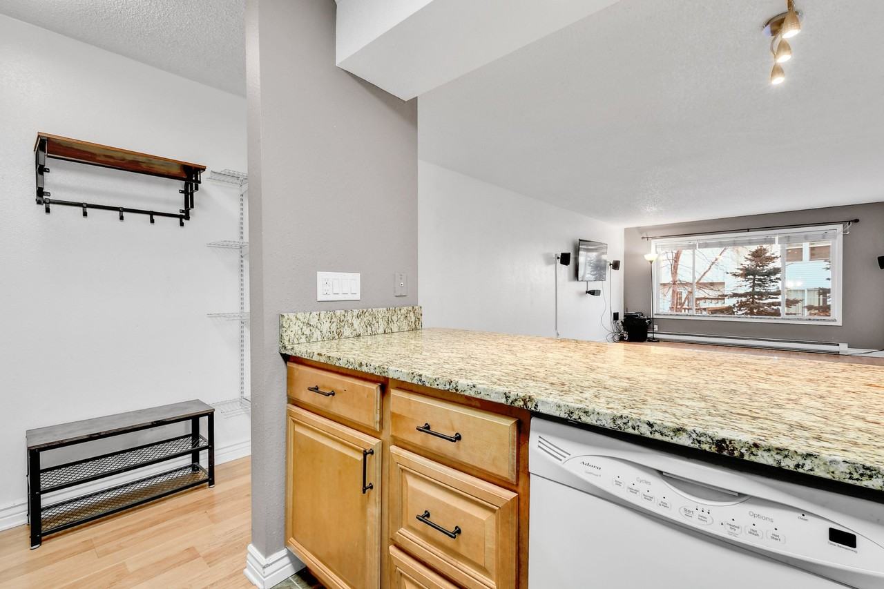 3100 Ward Pl - Photo 2 of 10