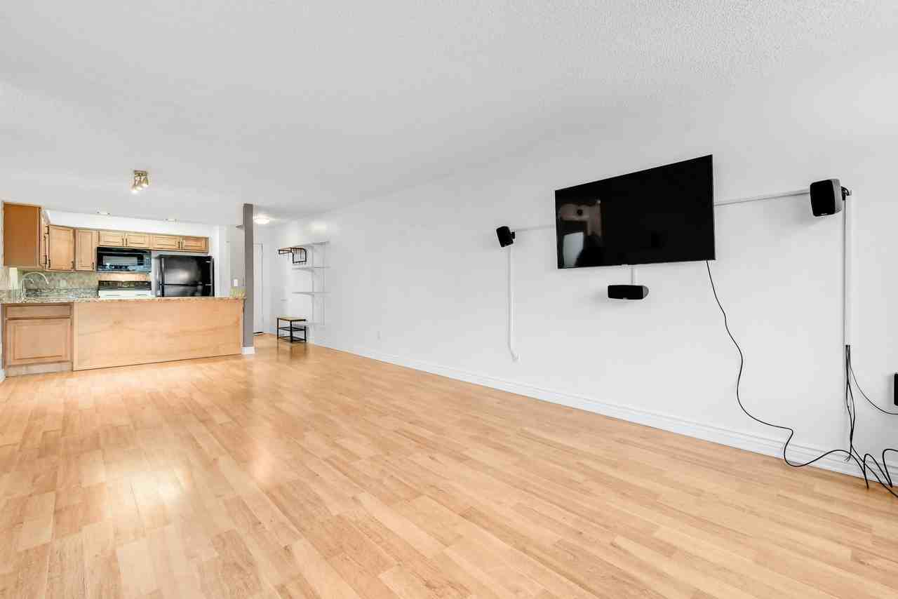 3100 Ward Pl - Photo 6 of 10