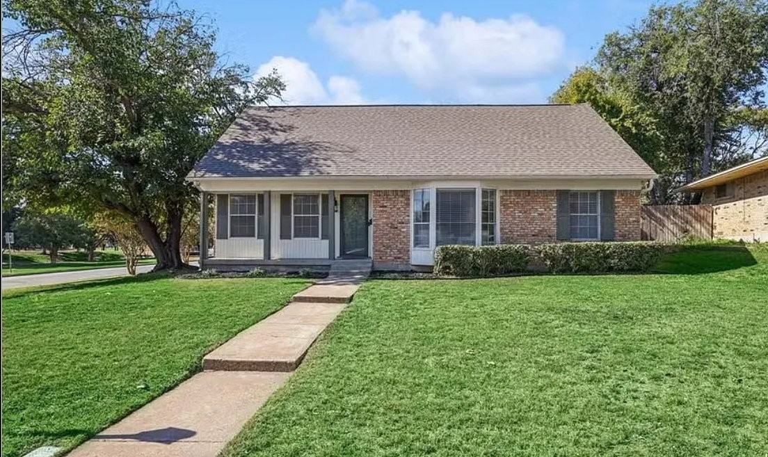13505 Pyramid Dr - Photo 3 of 14