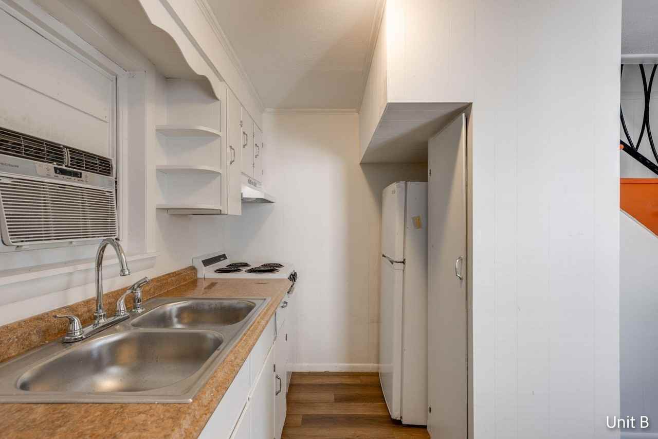 103 Forsythe St #B - Photo 6 of 14