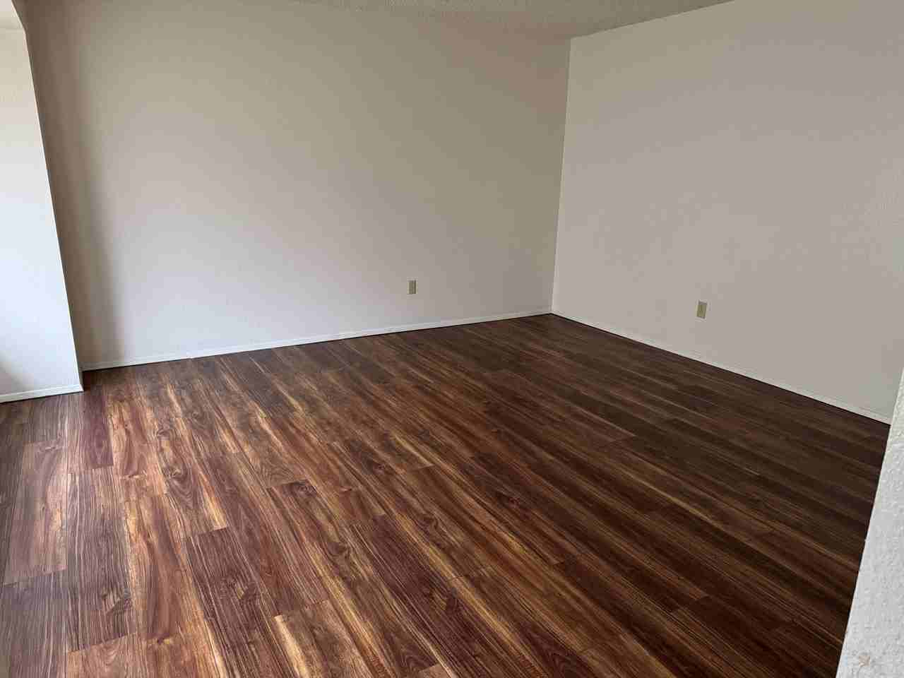 950 Sw Harrier Cir #3 - Photo 2 of 10