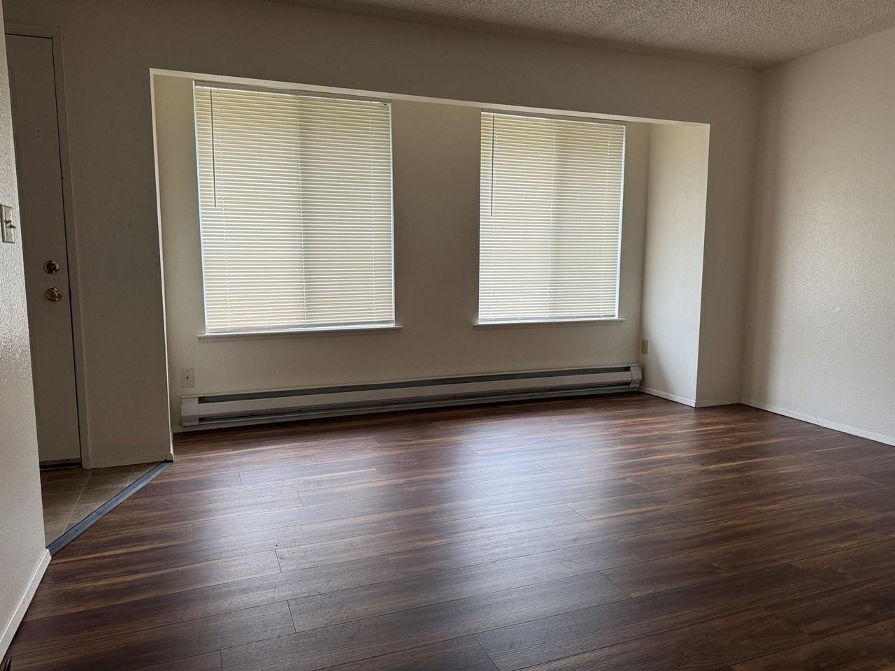 950 Sw Harrier Cir #3 - Photo 3 of 10