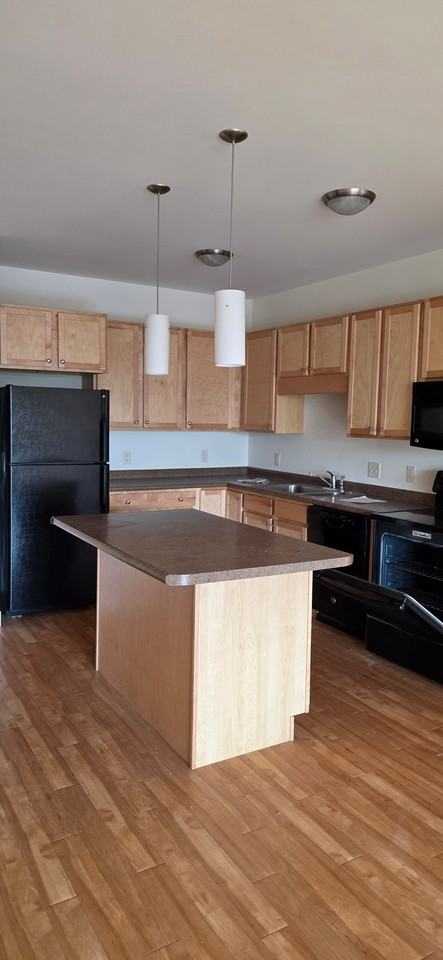 1195 North Ave #305 - Photo 2 of 12