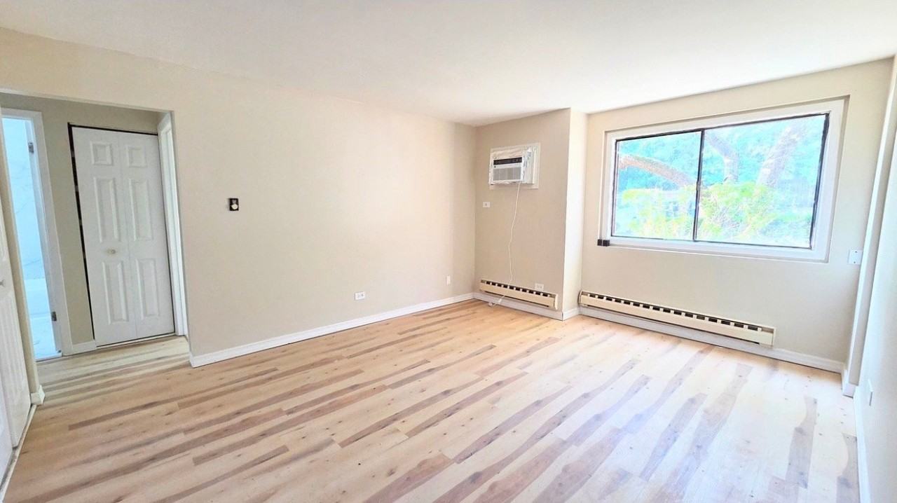 160 Dunteman Dr #102 - Photo 4 of 20