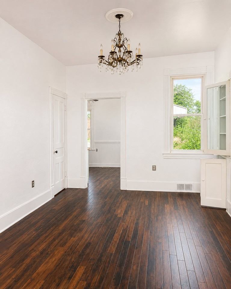 135 Wynoka St - Photo 3 of 13
