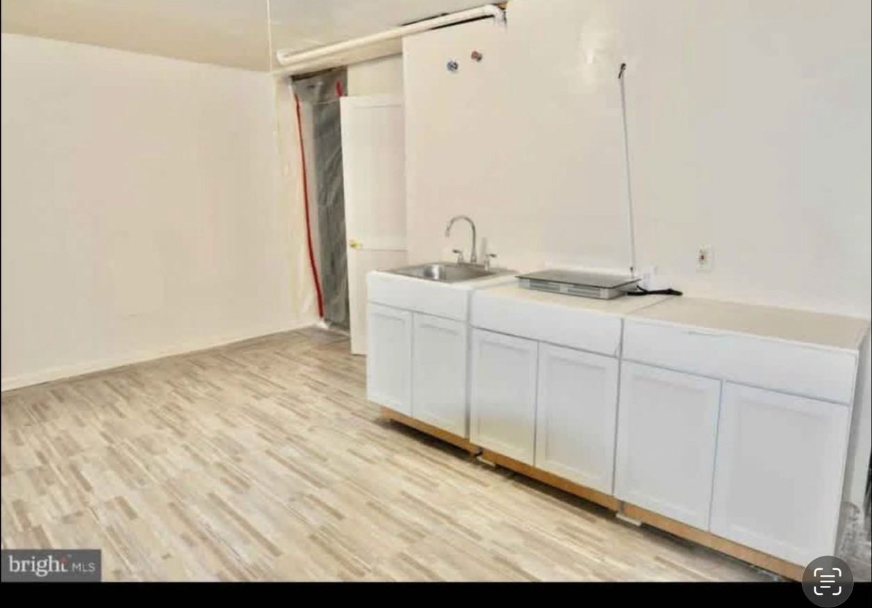 13245 Orkin Ln - Photo 2 of 6